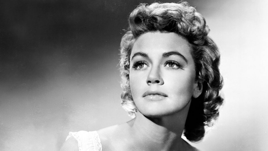 Dorothy Malone’s Height, Weight, Body Measurements, Biography