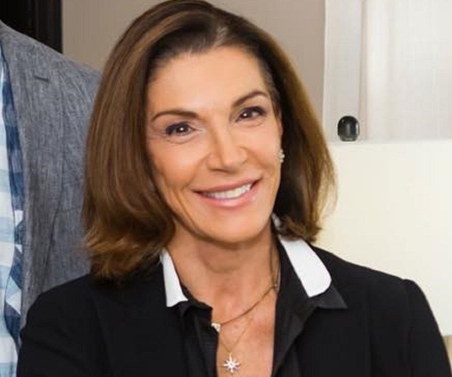 Hilary Farr's Height, Weight, Body Measurements, Biography.