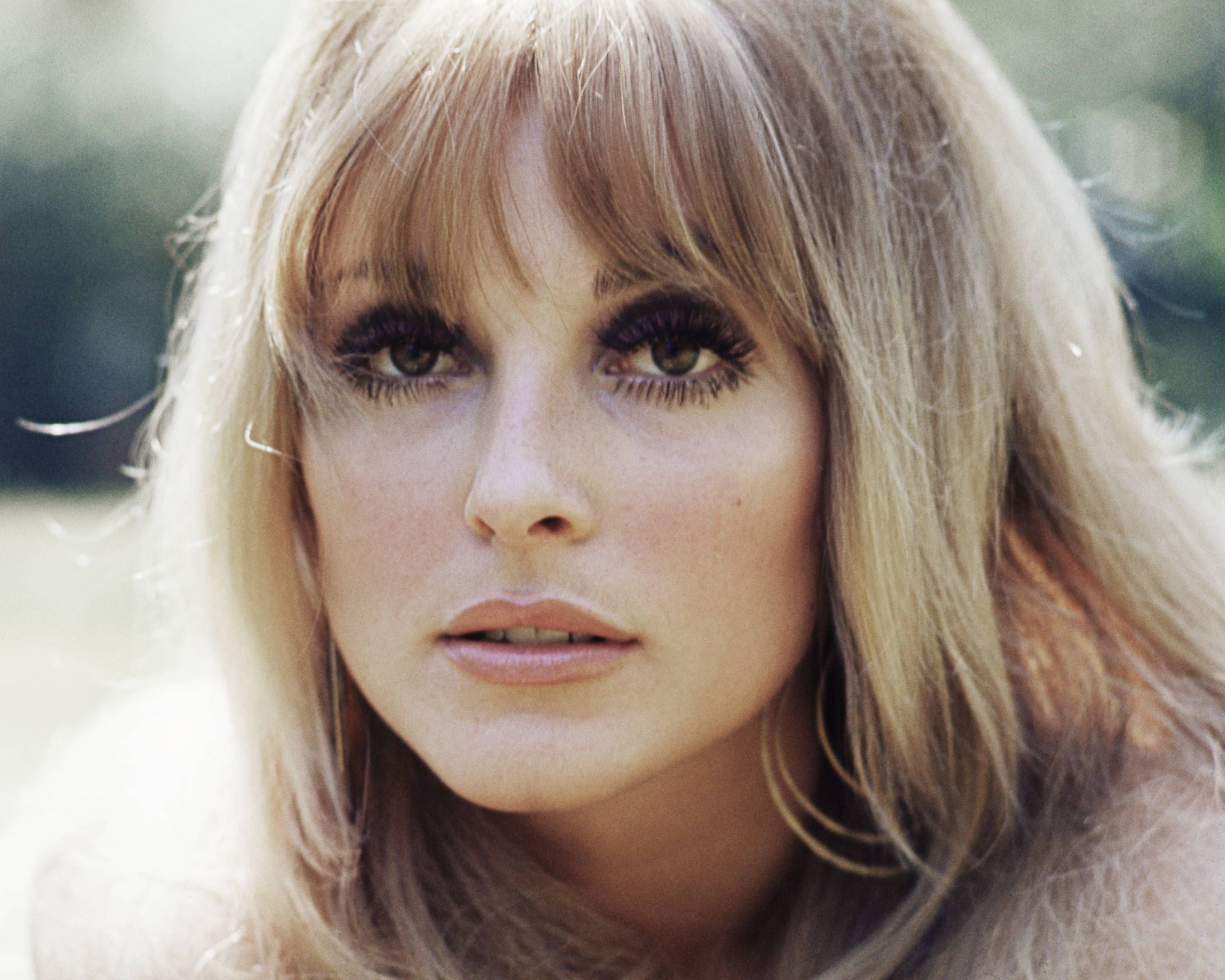 Sharon Tate Height Weight Body Measurements