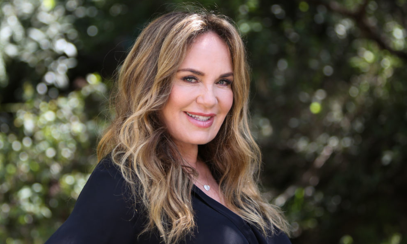 Catherine Bach’s Height, Weight, Body Measurements, Biography