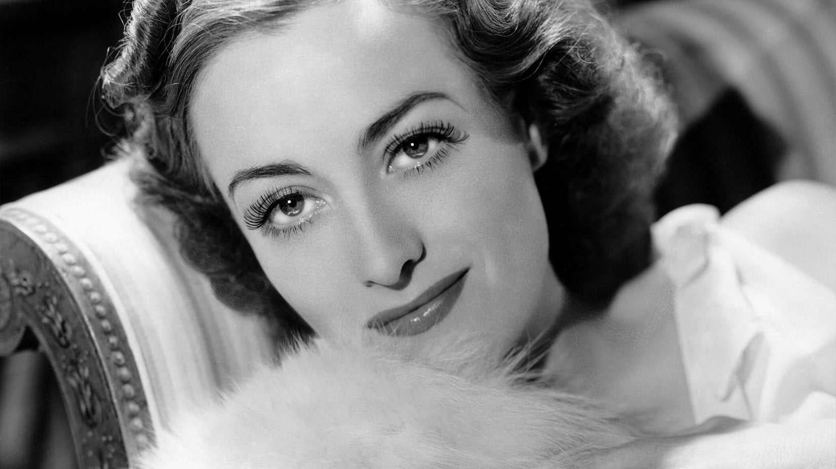 Joan Crawford’s Height, Weight, Body Measurements, Biography