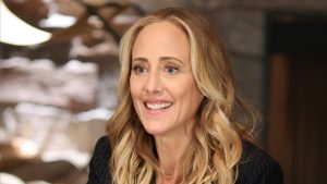 Kim Raver