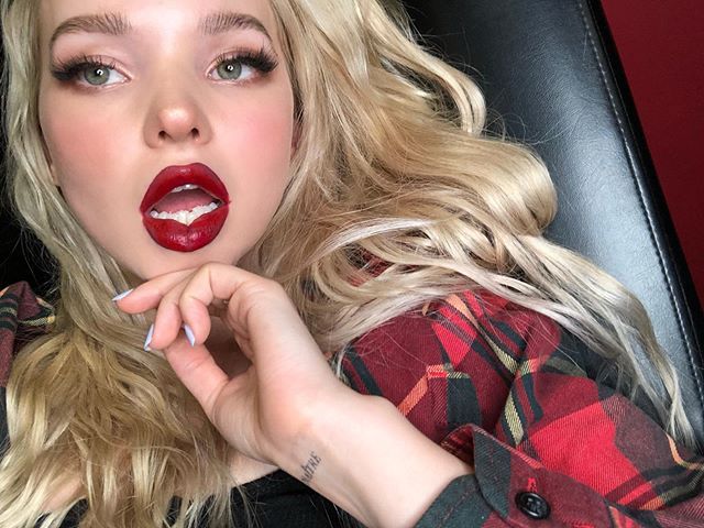 Dove Cameron