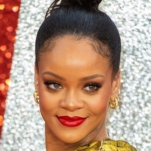 Rihanna’s Body Measurements, Height, and Bra Size Behind Her $500 Million Net Worth