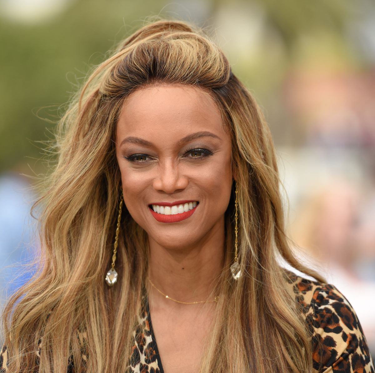 Tyra Banks: Exploring Her Height, Body Measurements, and $110 Million ...