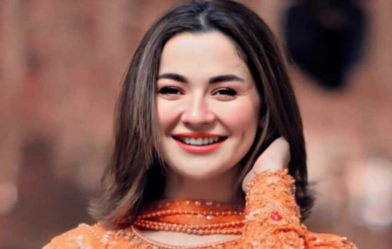 Hania Amir