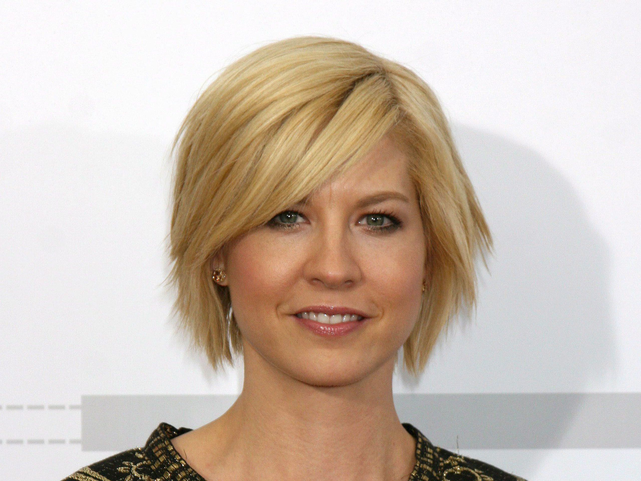 Jenna Elfman’s Body Measurements, Height, and Net Worth Revealed