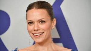 Bethany Joy Lenz’s Height, Body Measurements, and Growing Net Worth Revealed